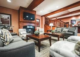 タウン & カントリー イン アンド スイーツ 写真