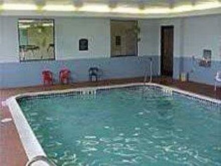 カントリー イン & スイーツ バイ  ラディソンサウス ヘブン ミシガン 写真