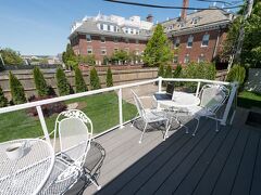 ザ アウトルック イン 写真