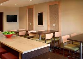 Sonesta Simply Suites Detroit Novi 写真