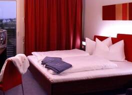 All in Red Thermenhotel 写真