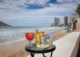 ベスト ウェスタン ホテル ポサダ フリーマン ゾーン ドラダ 写真