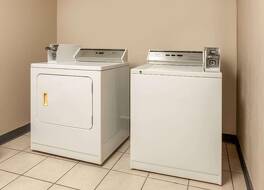 スーパー 8 バイ ウィンダム ラ グレンジ ケンタッキー 写真