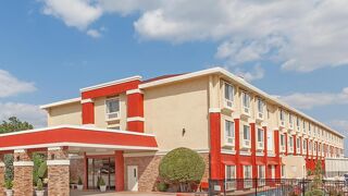 Ramada by Wyndham Oklahoma City Airport North