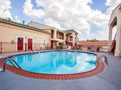 クオリティ イン & スイーツ コヴィントン 写真