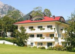 アパートメントハウス トリストナウ