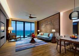 クラウンプラザ サンヤ ハイタンベイ リゾート バイ IHG 写真