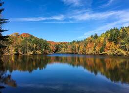 マウンテン メドウズ ロッジ