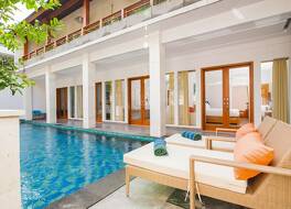 アップル ヴィラ ＆ スイート スミニャック