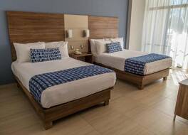 Ocean View Beach Hotel 写真