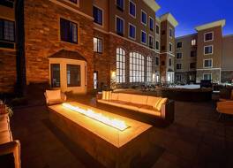 Staybridge Suites Holland 写真