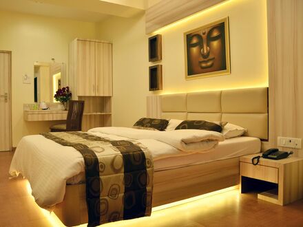 ホテル アルカ レジデンシー 写真