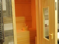 Neba Royal Hotel 写真