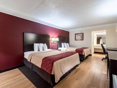 レッドルーフ イン & スイーツ クリントン、TN 写真