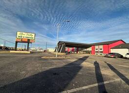 リバー バレー イン & スイーツ (エクステンデッド ステイ) 写真