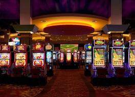 オーク グローブ レイシング ゲミング & ホテル 写真