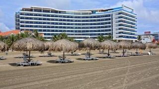 Las Americas Torre Del Mar