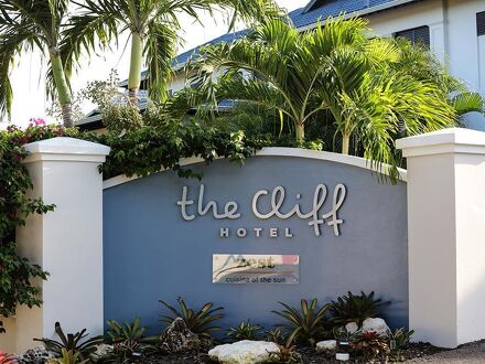 The Cliff Hotel 写真