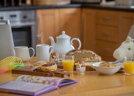 The Gleneagle River Apartments 写真