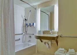 フォー ポインツ バイ シェラトン ナッシュビル エアポート 写真