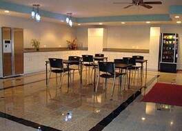 オヘア イン & スイーツ 写真