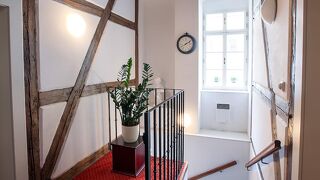 ティーン ヤード レジデンス