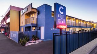 C モーテル