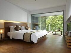 ホテル ダブル ワン 写真