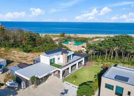 Goseong Magnolia Poolvilla