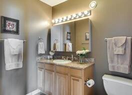 ザ ペントハウス アット グランドプラザ 写真