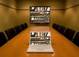 Merit Hotel & Suites 写真