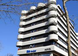 イビス バジェット トゥールーズ サントル ガール 写真