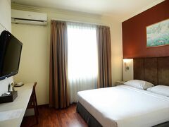 ホテル アヌゲラ パレンバン 写真