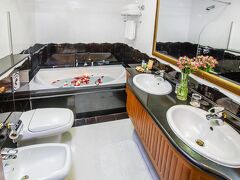 グランド エクセルシオール ホテル ブル ドバイ 写真