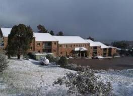 Acacia Snowy Motel 写真