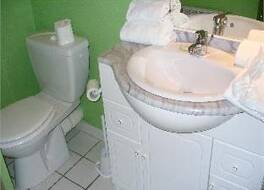 Les Aubuns Country Hotel 写真