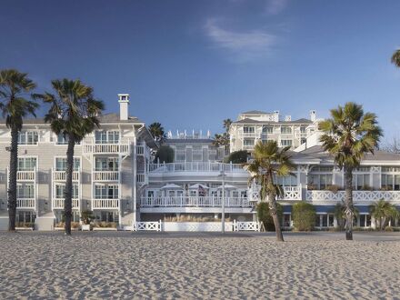 Shutters On The Beach 写真