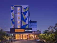 アストン イン タシクマラヤ 写真