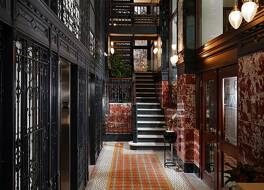 ステイパイナップル、アン アイコニック ホテル、ザ ループ