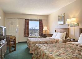 デイズ イン バイ ウィンダム アップル バレー ピジョン フォージ / セバービル 写真