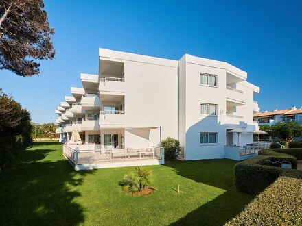 ヒポテルス アパルタメントス カラ ボナ 写真