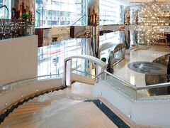 B P インターナショナル 写真