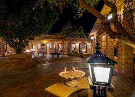 ホテル ラワル コット 写真