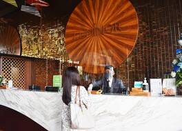 ルミノールホテルエアポートシドアルジョby WH