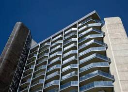 マンハッタン プラザ