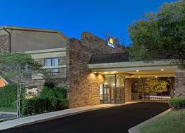 モーテル 6 リバティビル イリノイ 写真