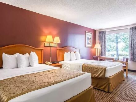 ザ パークウッド イン & スイーツ 写真