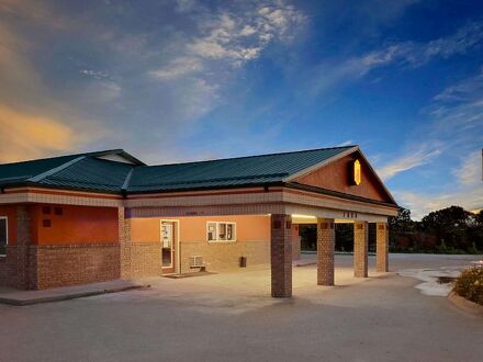 スーパー 8 バイ ウィンダム シロアム スプリングス 写真