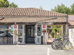 Elegance Suites Hotel 写真