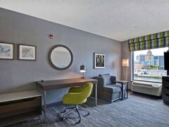 ハンプトン イン & スイーツ ニューアーク ハリソン リバーウォーク 写真